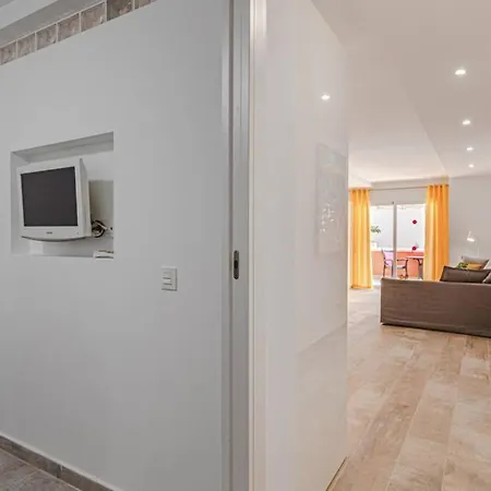 Apartment Tenerife Royal Gardens One Bedroom Playa de las Americas (Tenerife)